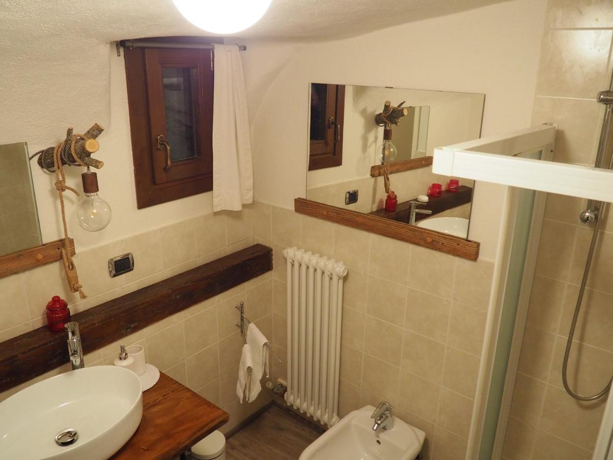 Maison Grivon Appartamento Monte Emilius アオスタ エクステリア 写真