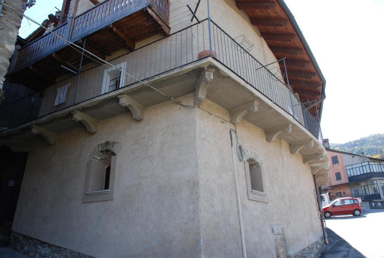 Maison Grivon Appartamento Monte Emilius アオスタ エクステリア 写真